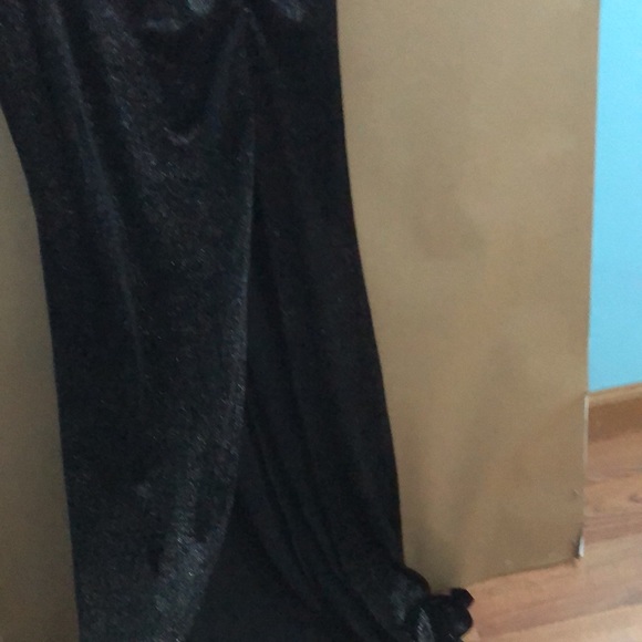 Prom dress - Picture 3 of 5